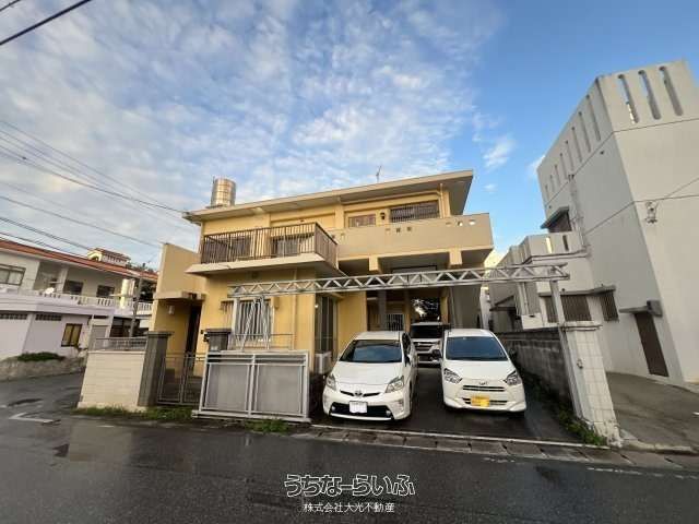 Renovated 3LDK Apartment for Rent in Ginowan, Okinawa - Thumbnail 2