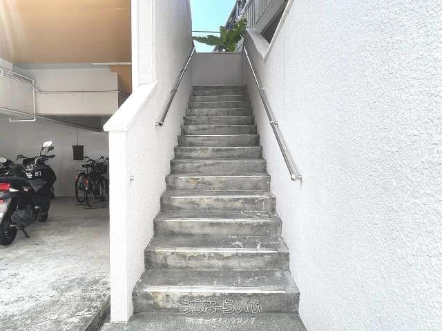 1K Apartment for Rent in Yogi, Naha, Okinawa - 35,000 JPY - Thumbnail 4
