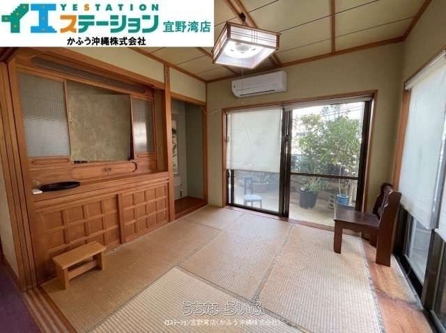 5LDK Family House with Parking in Ginowan, Okinawa - Thumbnail 3
