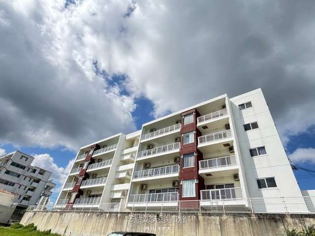 4-Story RC Apartment Building for Sale in Uruma, Okinawa - Thumbnail 3