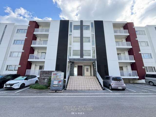 4-Story RC Apartment Building for Sale in Uruma, Okinawa - Thumbnail 4