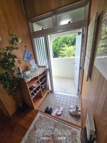 Two-Story RC House for Sale in Ishigaki City, Okinawa - Thumbnail 2