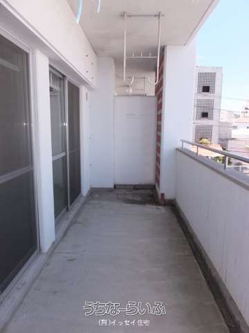 Pet-Friendly 3DK Apartment for Rent in Urasoe, Okinawa - Thumbnail 2