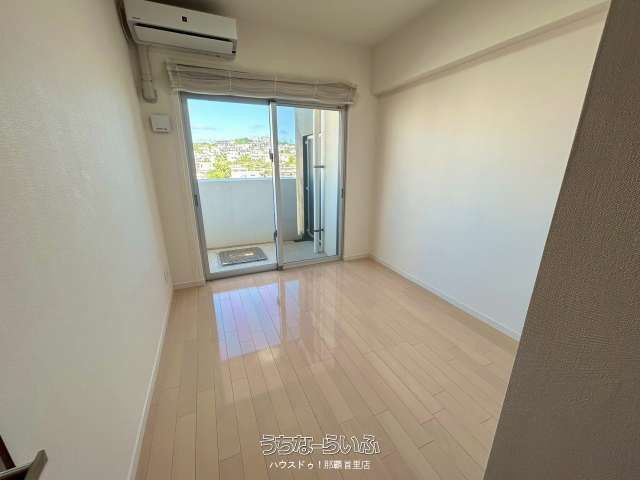95sqm 4LDK Apartment with Balcony in Ginowan City, Okinawa - Thumbnail 4