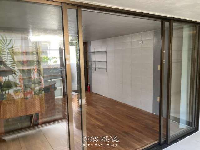 5LDK House with Office/Shop in Okinawa City's Mihara - Thumbnail 4
