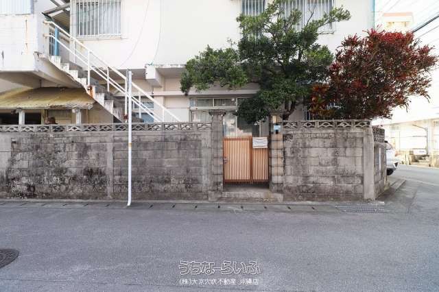 112.24 sqm Corner Land for Sale in Naha, Okinawa with Old House - Thumbnail 4