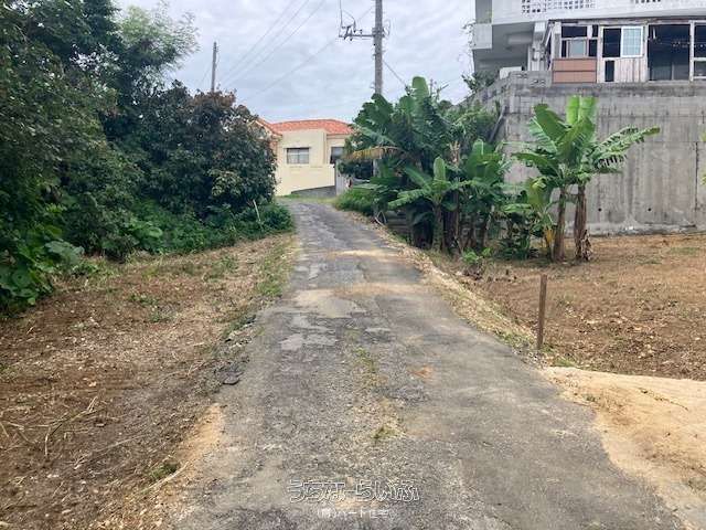 637.1 sqm Land for Sale in Uken, Uruma City, Okinawa - Thumbnail 2
