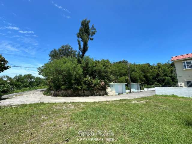 Okinawa City Land for Sale with Sea Views - 2472.73m² - Thumbnail 2