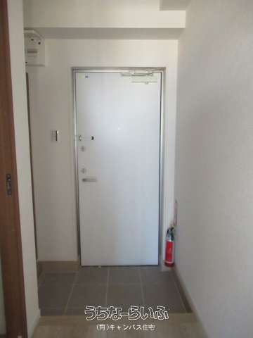 New Pet-Friendly 2LDK Apartment for Rent in Nakagusuku, Okinawa - Thumbnail 3
