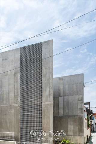 2LDK Designer House in Ginowan City, Okinawa - 130m² - Thumbnail 2