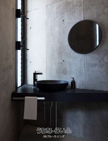 2LDK Designer House in Ginowan City, Okinawa - 130m² - Thumbnail 3