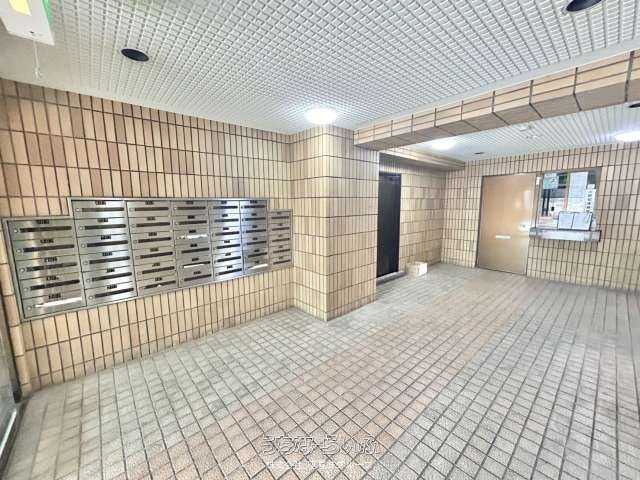 Renovated 2LDK Apartment for Sale in Naha City, Okinawa - Thumbnail 4