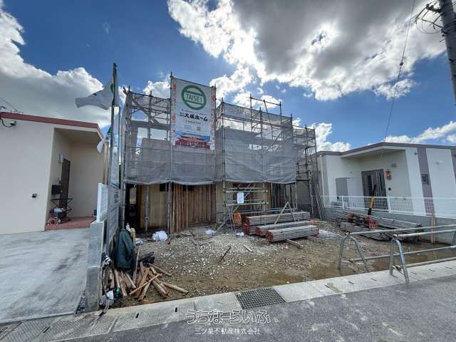 Sun Terrace Takaezu No. 8 Plot Land for Sale in Uruma City, Okinawa - Image 1
