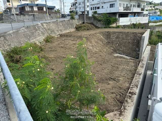 212.82㎡ South-Facing Residential Land in Tomigusuku, Okinawa - Thumbnail 3
