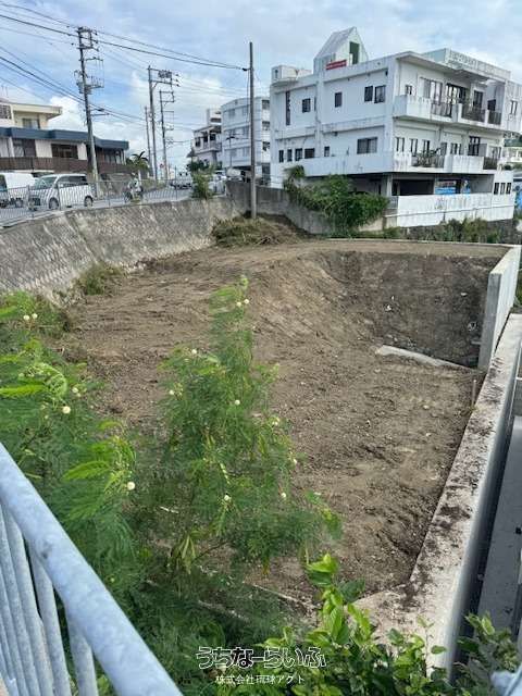 212.82㎡ South-Facing Residential Land in Tomigusuku, Okinawa - Thumbnail 2