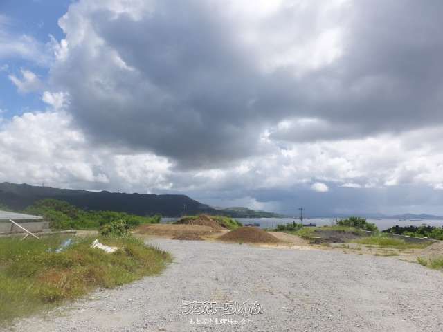 Sea-View Commercial Land for Sale in Motobu, Okinawa - 2226m² - Thumbnail 3
