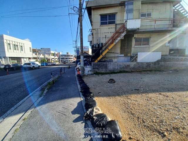 324.17㎡ Land for Sale in Ōzato, Okinawa City - No Building Conditions - Thumbnail 3