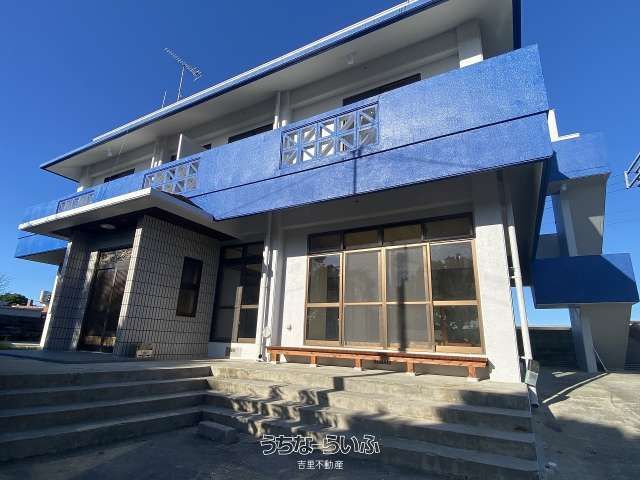 4LDK Pet-Friendly Apartment for Rent in Yomitan, Okinawa - Thumbnail 3