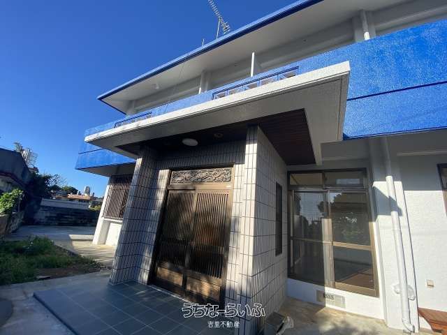 4LDK Pet-Friendly Apartment for Rent in Yomitan, Okinawa - Thumbnail 2
