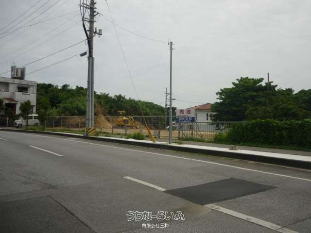997 sqm Development Land for Sale in Yomitan Village, Okinawa - Thumbnail 3