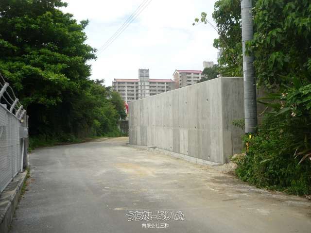 997 sqm Development Land for Sale in Yomitan Village, Okinawa - Thumbnail 2