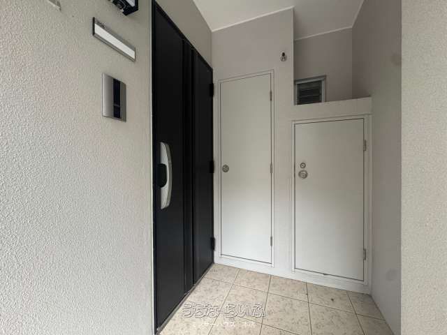 Premium Court Urasoe Makiminato 208: 2LDK Apartment for Sale - Thumbnail 4