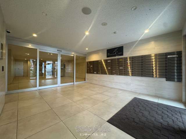 Premium Court Urasoe Makiminato 208: 2LDK Apartment for Sale - Thumbnail 3