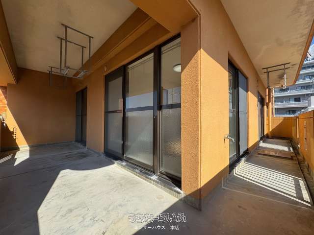 Renovated 3LDK Apartment for Sale in Ginowan, Okinawa - Thumbnail 2