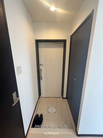 Premium Court Misato II 2LDK Apartment for Rent in Okinawa City - Thumbnail 2