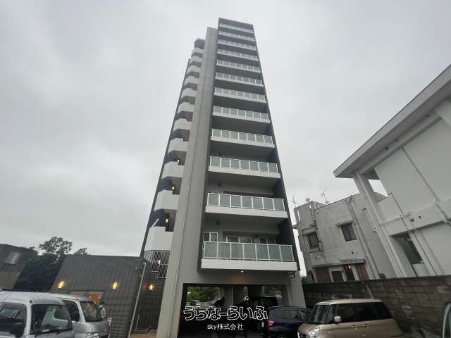 Premium Court Misato II 2LDK Apartment for Rent in Okinawa City - Image 1