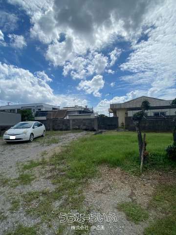 594 sqm Land for Sale in Tonoshiro, Ishigaki City, Okinawa - Thumbnail 2