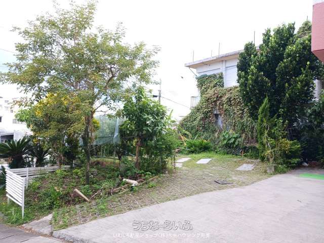 120.78 sqm Residential Land for Sale in Gana, Tomigusuku, Okinawa - Thumbnail 2