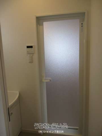Stylish 1LDK Designer Apartment for Rent in Naha, Okinawa - Thumbnail 4
