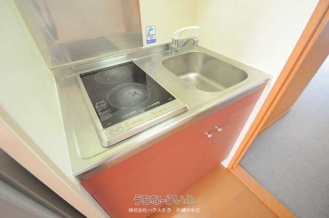 Leopalace iz 210 Furnished 1K Apartment for Rent in Tomigusuku - Thumbnail 3