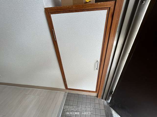 Fuji Building 502: 1K Apartment for Rent in Naha City, Okinawa - Thumbnail 4