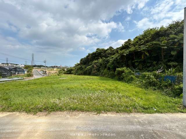 269m² Farmland for Sale in Noborikawa, Okinawa City - Thumbnail 2