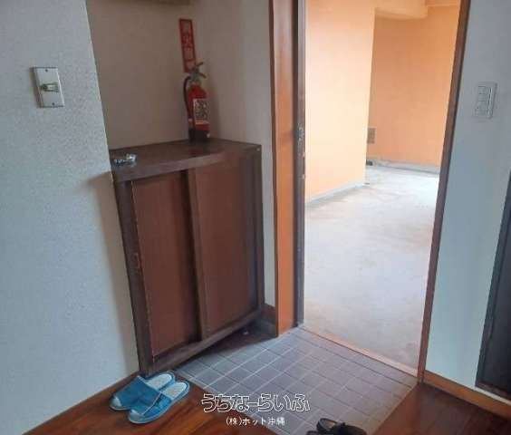 3LDK Apartment for Sale in Naha with Ocean Views - Lions Mansion Takara - Thumbnail 3