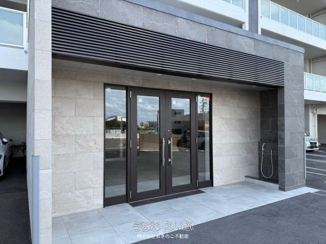 New 2LDK Condo in Urasoe, Okinawa with Balcony & Parking - Thumbnail 2