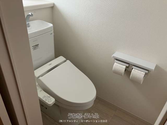Inn Business Licensed 4LDK House for Sale in Okinawa City - Thumbnail 4