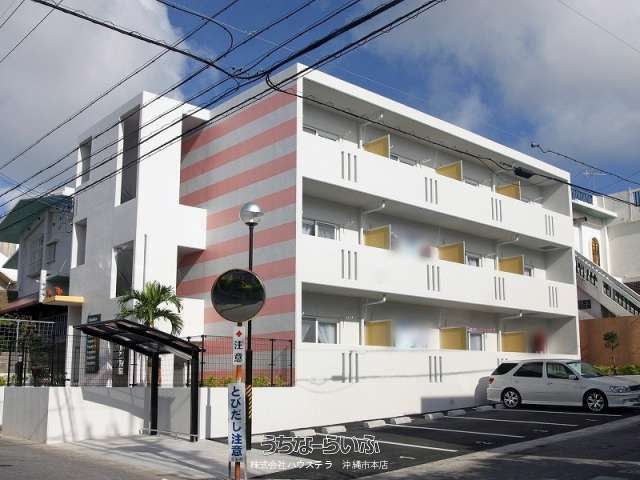 Leopalace Hanakaze 303: Furnished 1K Apartment for Rent in Chatan - Thumbnail 2