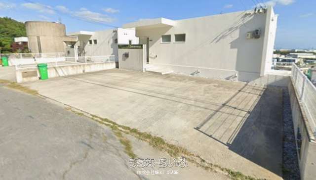 3LDK Detached House for Sale in Uruma, Okinawa - 505 sqm Land - Thumbnail 2
