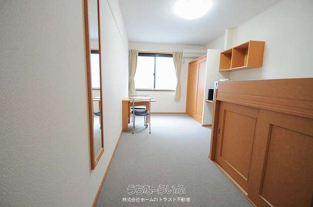 Leopalace Airport View 302 - 1K Apartment for Rent in Naha, Okinawa - Thumbnail 4