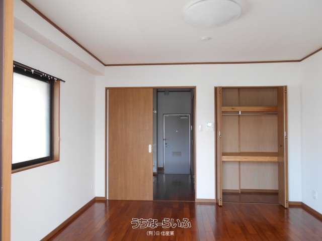 1K Apartment for Rent in Urasoe, Okinawa - Marusei Green Hill - Thumbnail 4