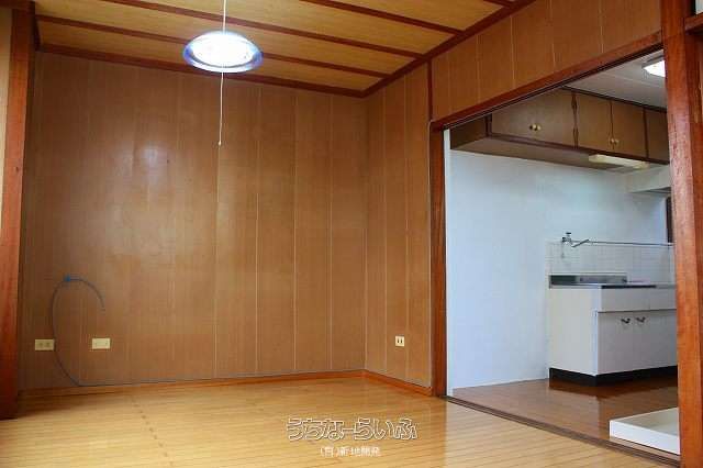 Daiko Building 402: 1R Apartment for Rent in Naha, Okinawa - Thumbnail 4
