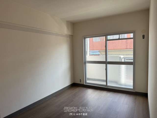 Renovated 1LDK Apartment for Rent in Ginowan, Okinawa - Thumbnail 4