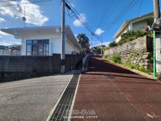 Land with Solar Home & Sea Views in Kit Nakagusuku, Okinawa - Thumbnail 3