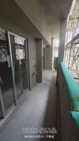 Cosmos Yafuso 401: New Build 1R Apartment for Rent in Urasoe - Thumbnail 3