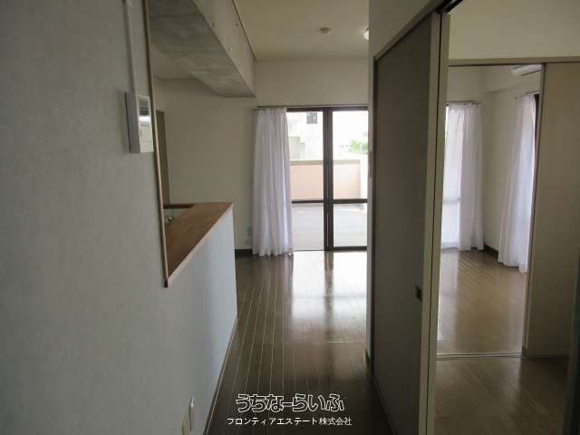 Rental Apartment in Naha: Kings Array Matsuyama 701, 2LDK - Thumbnail 2