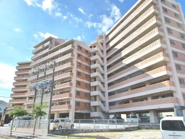 Oasis Nago 1007: 2LDK Apartment for Rent in Nago, Okinawa - Thumbnail 2