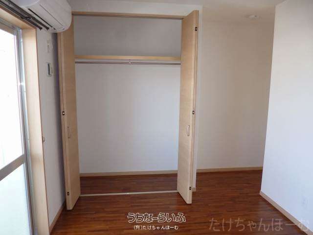 Avnir Takara 202: 1K Apartment for Rent in Naha, Okinawa - Thumbnail 2